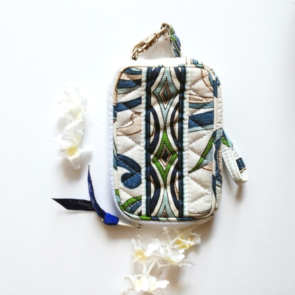 Vera Bradley Card Wallet Wristlet White Blue Floral Paisley